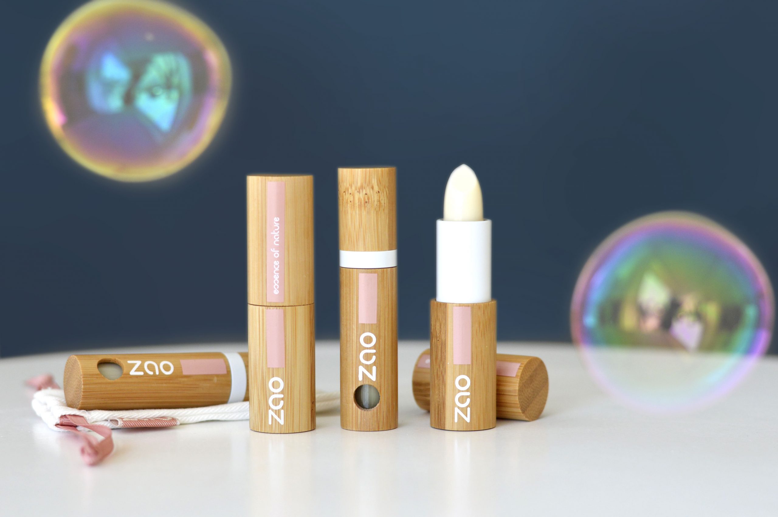 подхранващо-масло-за-устни-био-козметика-zao-organic-2