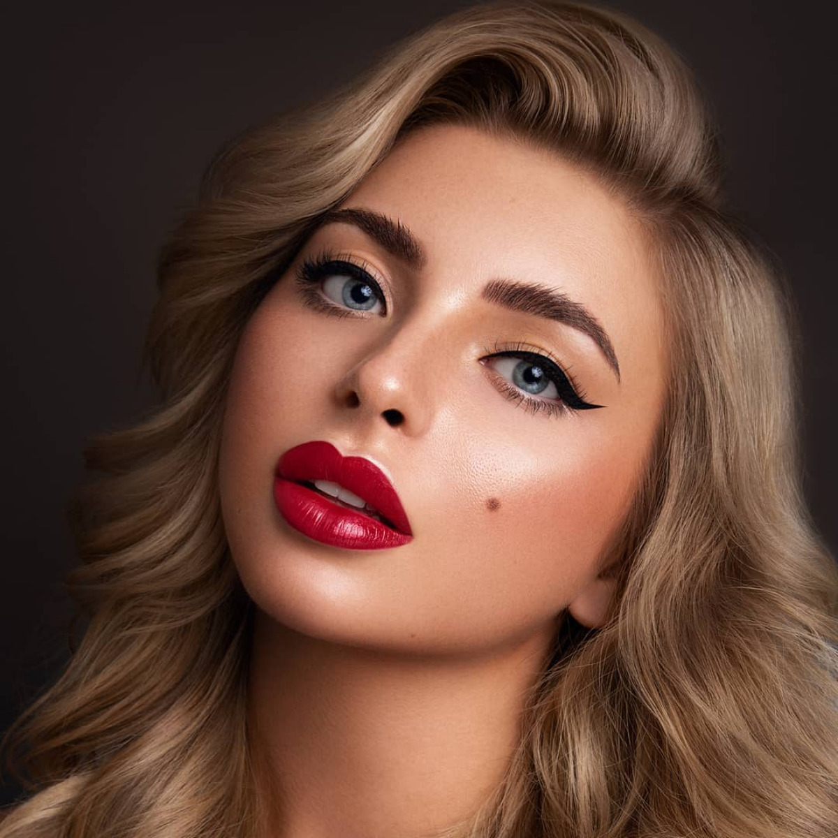 Screenshot_2021-03-04 Youngblood Clean Beauty ( youngblood_cosmetics) • Instagram photos and videos(4)