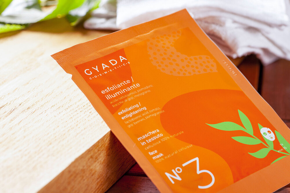 Пилинг-и-изсветляваща-маска-№3-GYADA-Cosmetics-odonata 3 Пилинг и изсветляваща маска №3 - GYADA Cosmetics