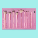 Комплект четки за грим NOELLE 11/1