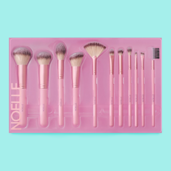 Комплект четки за грим NOELLE 11/1