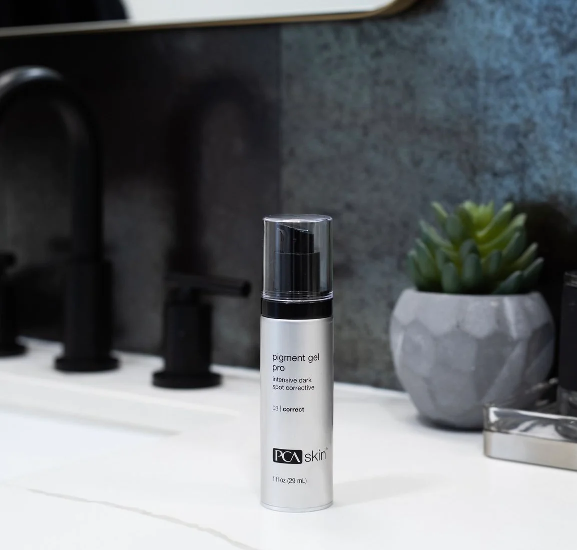 pca-skin-pigment-gel-pro-odonata Pigment Gel® Pro - професионален серум при пигментации